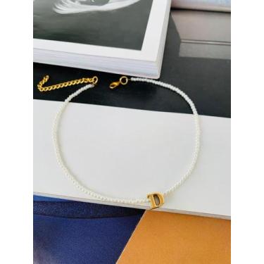Imagem de Colar de mini Pérolas com Inicial Ouro e Prata Semi Joia - Dondocas.Bi