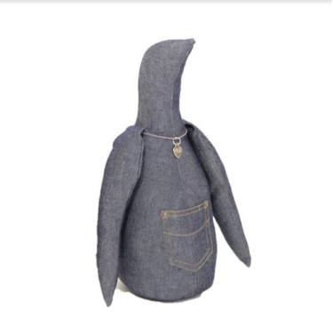 Imagem de Peso de Porta Decorativo Pinguim Guto Denin Jeans Grande - Pet.It - Pe