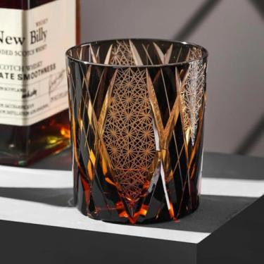 Imagem de SANMENMO Copo de uísque estilo Kiriko Edo Tokyo – Copo de cristal feito à mão para Bourbon, Scotch & Cocktails | Design de vidro cortado, 241 g | Vidro antigo japonês, presente para homens - 1 xícara