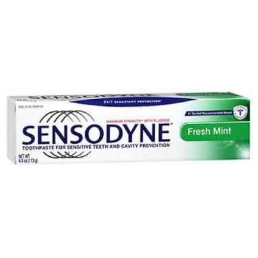 Imagem de Pasta de dente com flúor Sensodyne Fresh Mint 4 oz da The Honest Company (pacote com 2)