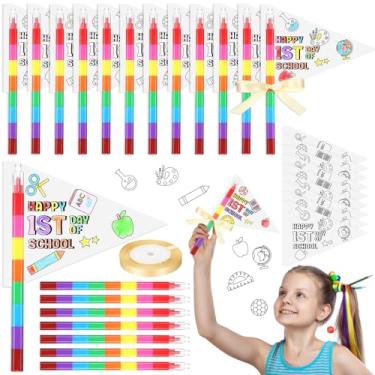 Imagem de TaoBary Conjunto de 24 kits de bricolage para o primeiro dia de aula, 24 cores de sua própria bandeira de flâmula, 24 lápis de cor e fitas para placas de volta às aulas, decoração de sala de aula