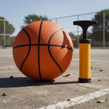 Imagem de Bola de Basquete Tamanho 7 Oficial Com Enchedor Bomba de Ar - Toys & T