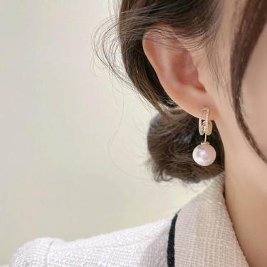 Imagem de Brinco Festa Feminino Delicado Pérola Strass Gota Luxo Pinge - anjo da