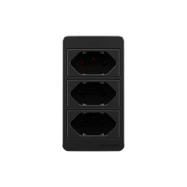 Imagem de Placa para Condulete Caixa 3/4" com Tomada Tripla MarGirius Sleek 2P+T
