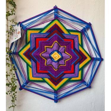 Imagem de Mandala de Lã Decorativa - artesanal