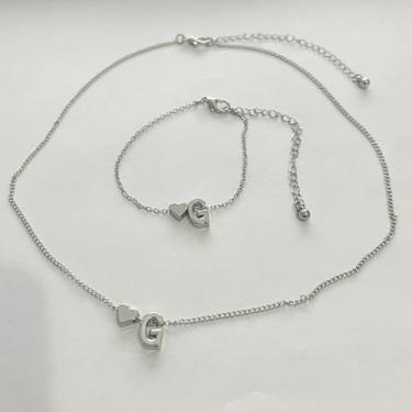 Imagem de Colar com pingente 95 prata inicial conjunto de pulseiras para mulheres banhado a prata coração inicial pingente colar pulseiras aniversário Natal presentes de aniversário para mulheres mãe namorada
