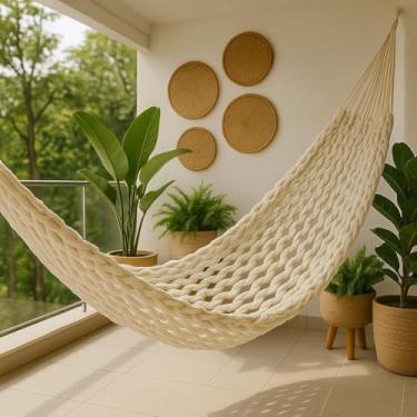 Imagem de Rede de Descanso, Confeccionada em AlgodãO ConfortáVel e Resistente, Adequada Para Uso Interno e Externo.(Rede Trançada Cru)