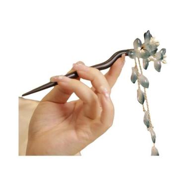 Imagem de Grampo De Cabelo Magnolia De Vidro Transparente Com Franjas De Madeira