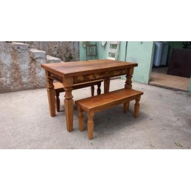 Imagem de Mesa de Jantar Rústica em Madeira com 2 Bancos, Pés Torneados, Acabamento em Tom natural da madeira
