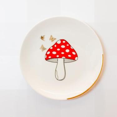 Imagem de Prato Decorativo Cogumelos - Ornamento de porcelana para decorações de parede de casa e quarto de bebê (com suporte)
