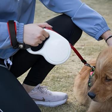 Imagem de Peitoral vermelho ajustável de nylon para coleira de cachorro, acessório confortável e seguro para atividades ao ar livre
