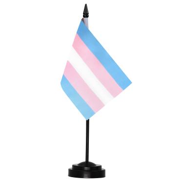 Imagem de Conjunto de bandeiras de mesa de luxo Anley Transgender Trans Pride - 6 x 4 polegadas em miniatura para mesa de trabalho com pólo sólido de 12 "- cores vivas e resistente ao desbotamento - base preta e topo em forma de lança