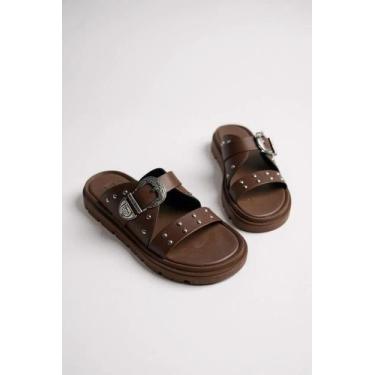 Imagem de Papete Moleca Com Tachas E Fivela Metálica Confortável E Estilosa Choc