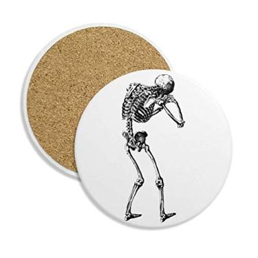 Imagem de Porta-copos de cerâmica com esqueleto humano na parte de trás, suporte para caneca, pedra absorvente para bebidas, presente de 2 peças
