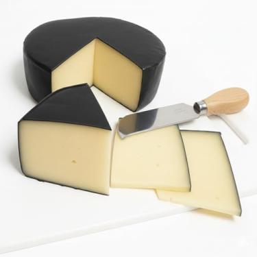 Imagem de Queijo tipo Parmesão Montanhês Artesanal Minas - peça