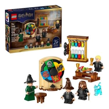 Imagem de Lego Harry Potter 76460 Castelo Hogwarts Cerimônia Do Chapéu