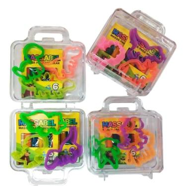Imagem de 20 Maleta De Acrilico + 20 Cortador Forminha + 20 Caixinha Massinha de Modelar Prenda Maletinha para lembrancinha infantil Guarda Treco Brinquedos