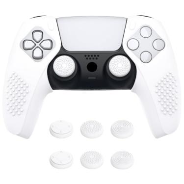 Imagem de PlayVital Capa ergonômica de silicone para controle 3D Studded Edition para ps5, compatível com estação de carregamento, capas protetoras de borracha com tampas de polegar para controle ps5 – branca