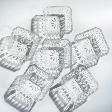 Imagem de kanpura Tigelas de vidro, prato de molho de soja, acompanhamentos quadrados, pequenos pratos de aperitivo, empilháveis, 51 g, conjunto de 6 (transparente)