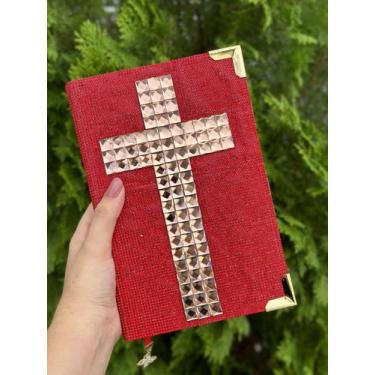Imagem de Bíblia Pedrarias Strass Vermelho Cruz Com Pingente  Com Indice e Harpa