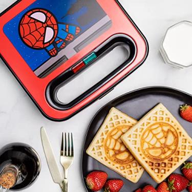 Imagem de Uncanny Brands Máquina de waffle do Homem-Aranha - Chibi Spidey Waffles - Marvel Kitchen Appliance