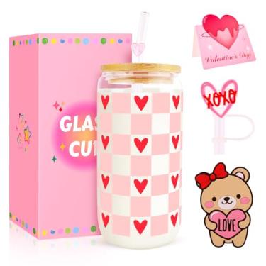 Imagem de Lingdeer Copos de vidro de dia dos namorados com tampas e canudos, presentes de dia dos namorados para mulheres meninas adolescentes filhas, 473 ml, coração vermelho, copos de vidro de café gelado