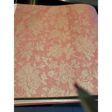 Imagem de Papel De Parede Floral Vermelho e Dourado Lavável