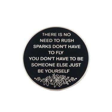 Imagem de Broche Pins Inspirational Quote Round Black Alloy Be Yourself - Yiweis