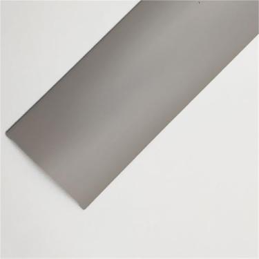 Imagem de Tiras de cobertura de piso autoadesivas de 1 m, tira de transição de piso, barras de limite, tiras de união de piso de perfil de transição, tira divisória de porta (cinza, 40 mm/1,57 (W))