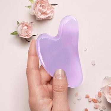 Imagem de Ferramenta Gua Sha em forma de coração - Placa de raspagem de resina para terapia de massagem facial, pescoço e corpo inteiro - Acessório leve e portátil para cuidados com a pele (Roxo)