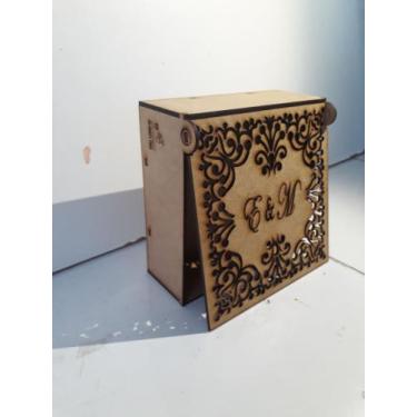 Imagem de Caixa com tampa vazada arabesco em mdf cru