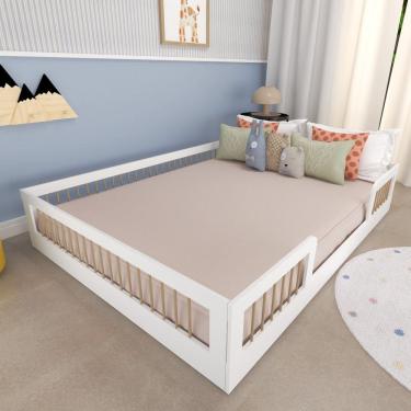 Imagem de Cama Infantil Montessoriana Casal com Grades em Pinus Lume Branco
