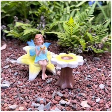 Imagem de Cliocoo Estatueta de bicicleta de equitação de fada, estátua de jardim em miniatura de resina para jardim de fadas, pátio, pátio, decoração de casa, pintada à mão e durável (tecido com cadeira e mesa)