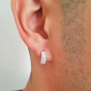 Imagem de Brinco Argola Fina Ice Ney, Disponível em Ouro e Prata, Design Minimalista, Acessório Fashion