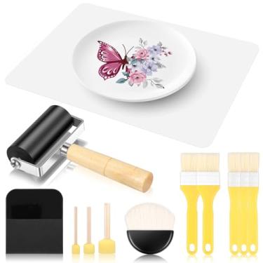 Imagem de DJAPWPX Conjunto de ferramentas essenciais de decoupage com 12 peças, inclui 5 pincéis de decoupage, 3 escovas de esponja, 1 rolo de borracha, 1 raspador, 1 tapete de mesa de silicone, 1 aplicador