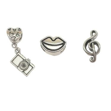 Imagem de Kit 3 Berloques Banhada a Prata 925 compativel com todas as Pulseiras Pandora Vivara Life