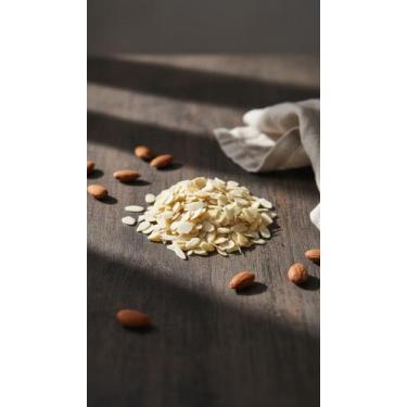 Imagem de Amêndoa Laminada Premium 1kg - Fresca e Crocante - Congratulations Sto