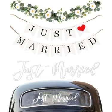 Imagem de Kit de decoração de carro Just Married para casamento | Decoração de lua de mel com decalques de janela, placa de janela traseira para noiva e noivo SUV caminhão sedã