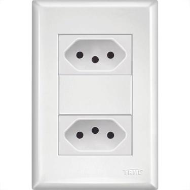 Imagem de Conjunto Fame Evidence 4X2 Branco Com Placa (2Tomada 20A)