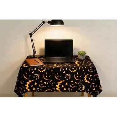 Imagem de Toalha de mesa preta descartável com estampa de sorriso de diabo 137 x 272 cm, capa de mesa retangular de plástico para aniversários, Natal, decorações de festa de Halloween, 1 pacote de 0,03 mm