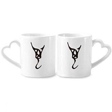 Imagem de Conjunto de canecas de porcelana com inscrição de osso de sobrenome chinês Wan Couple com coração de cerâmica