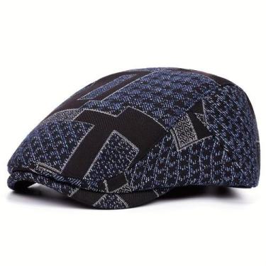 Imagem de Gorro Retrô Xadrez Geométrico - Design em Contraste Preto e Branco, - 