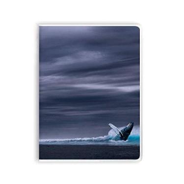 Imagem de Caderno com imagem natureza de peixe jubarte oceano capa macia Diário