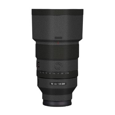 Imagem de Revestimento adesivo para lente de câmera antiarranhões para Sony FE 135 mm F1.8 GM Película protetora de vinil protetor corporal FE1.8/135 GM 135 1.8 (couro preto)