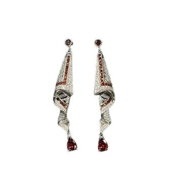 Imagem de Brincos de cetim vintage, lindos brincos medievais de seda, brincos étnicos vintage pendurados para mulheres, brincos estilosos de seda boho com borla longa e franja pendente/324