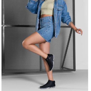 Imagem de bota feminina kolosh casual cano alto com ziper