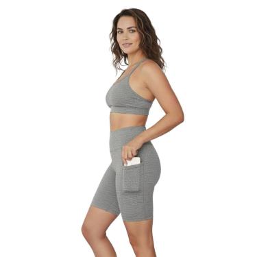 Imagem de Bermuda Fitness Feminina Com Bolsos Laterais-Feminino