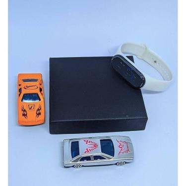 Imagem de Kit Relógios Infantil Digital Meninos Meninas Esportivo Display Led + Mini Carrinho Carro Miniaturas plastico Diversão