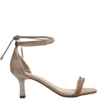 Imagem de Sandália Feminina Casual Tratorada com Strass Ramarim 2354223-Feminino