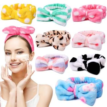 Imagem de UMIKU Pacote com 8 faixas de cabeça de spa para mulheres, maquiagem facial, lã coral macia, meias de Natal, faixa de cabelo para lavar, máscara facial, presentes para mulheres, cesta de presentes